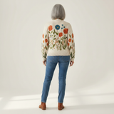 Andrea Strickjacke mit Wildblumenmuster, Rückansicht