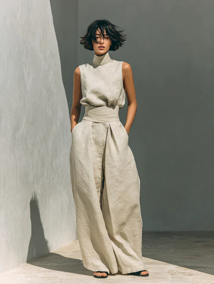 Janina Minimalistisches zweiteiliges Set, Nahaufnahme