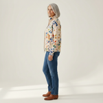 Anja Strickjacke mit buntem Blättermuster, Seitenansicht