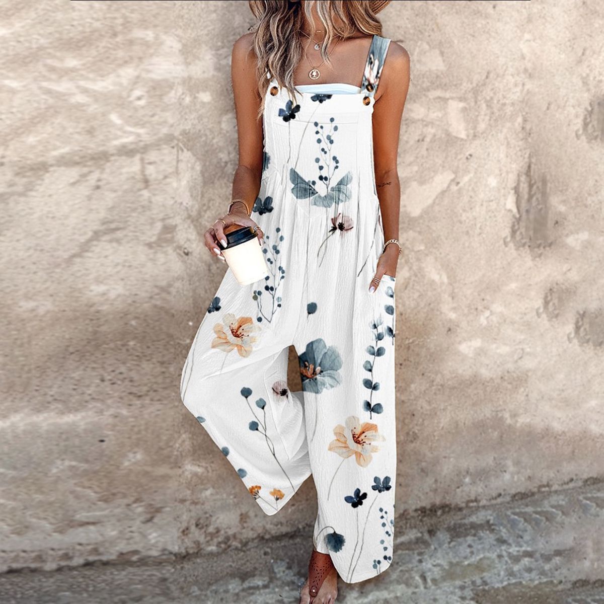 Anneliese - Bequeme bedruckte Latzhose