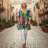 Eden | Lange Bluse mit Muster - im Alltag getragen