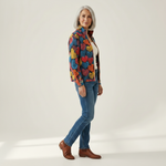 Susanne Strickjacke mit buntem Herzmuster, Seitenansicht