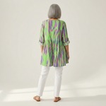 Mira | Lange Bluse mit Muster - Rückansicht