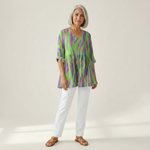 Mira | Lange Bluse mit Muster - Vorderansicht