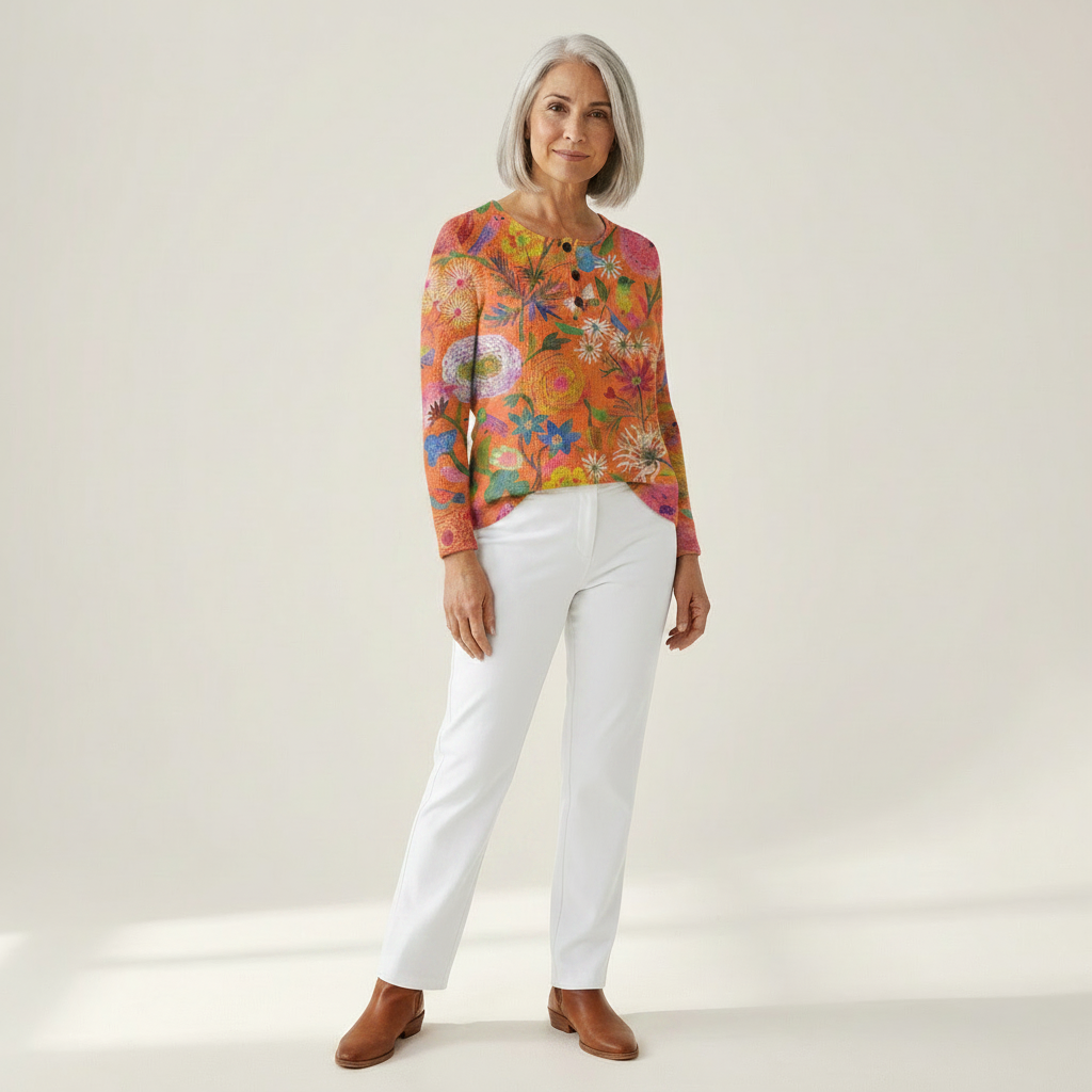 Wiebke Pullover in Orange mit Blumen, Vorderansicht