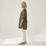 Liora | Lange Bluse mit Muster - Seitenansicht