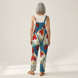 Irmgard - Bequeme bedruckte Latzhose - Vorderansicht am Model
