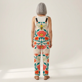 Notburga - Bequeme bedruckte Latzhose - Detailansicht