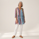 Noa | Lange Bluse mit Muster - Vorderansicht