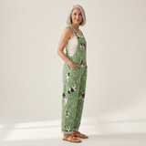 Renate - Bequeme bedruckte Latzhose - Detailansicht