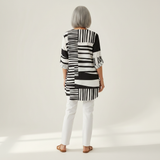 Quinn | Lange Bluse mit Muster - Rückansicht