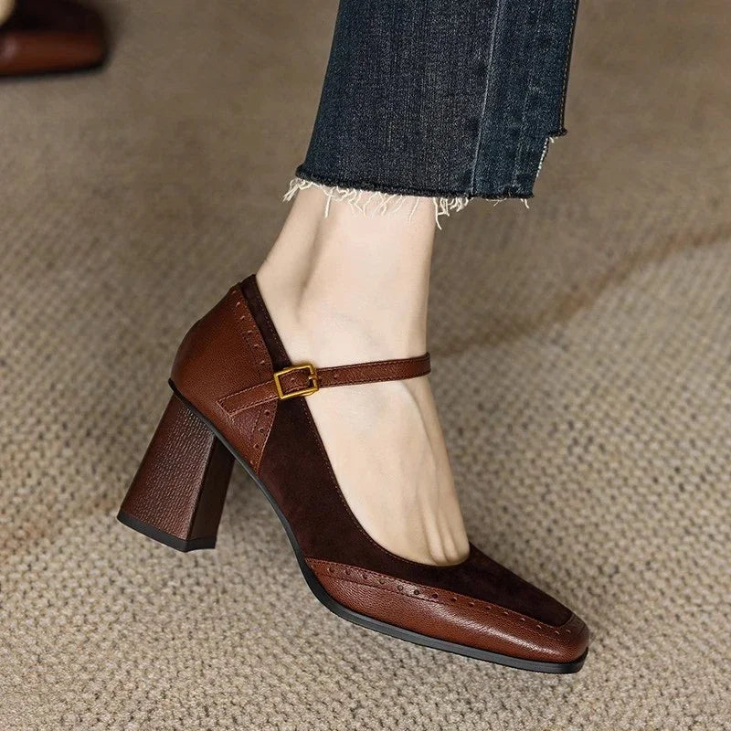 Charlotte Klassische Pumps, Seitenansicht