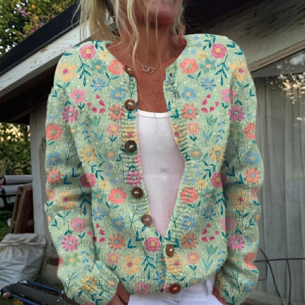 Claudia Mintgrüne Strickjacke mit bunten Blumen, Vorderansicht