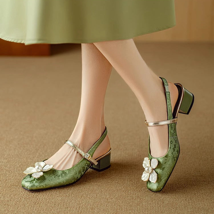 Mathilde Elegante Damenschuhe mit floralem Detail, Seitenansicht