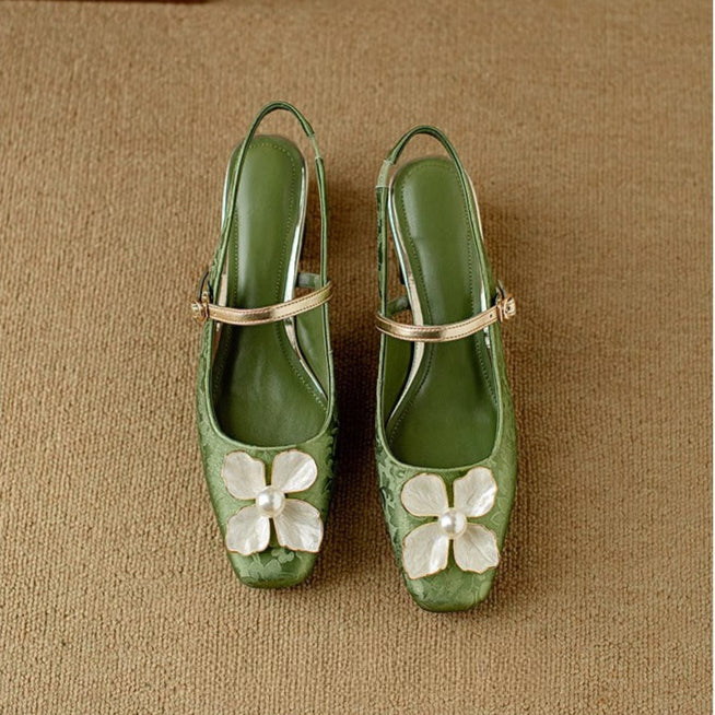 Mathilde Elegante Damenschuhe mit floralem Detail, Nahaufnahme