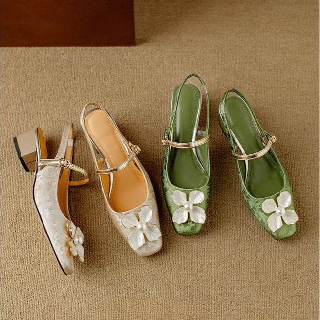 Mathilde Elegante Damenschuhe mit floralem Detail, Produktansicht