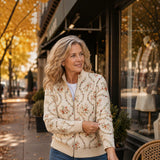 Ingrid Strickjacke mit zarten Blumenranken, Detailansicht