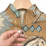 Brigitte Strickjacke mit Pferde- und Kakteenmotiv, Detailansicht
