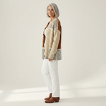 Renate Patchwork-Strickjacke in Braun & Creme, Seitenansicht